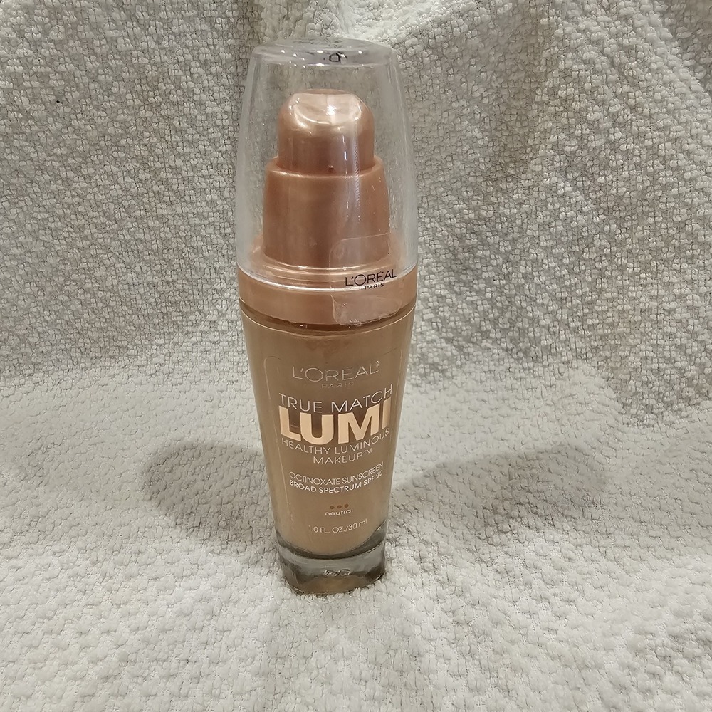 Discontinued L'Oreal True Match Lumi Foundation Natural Buff N3 Neutral